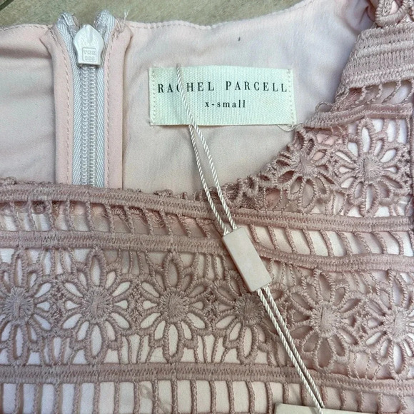 NWT Rachel Parcell Melrose Blouse Blush Pink Embroidered Lace Long Sleeve Top XS - Picture 3 of 6